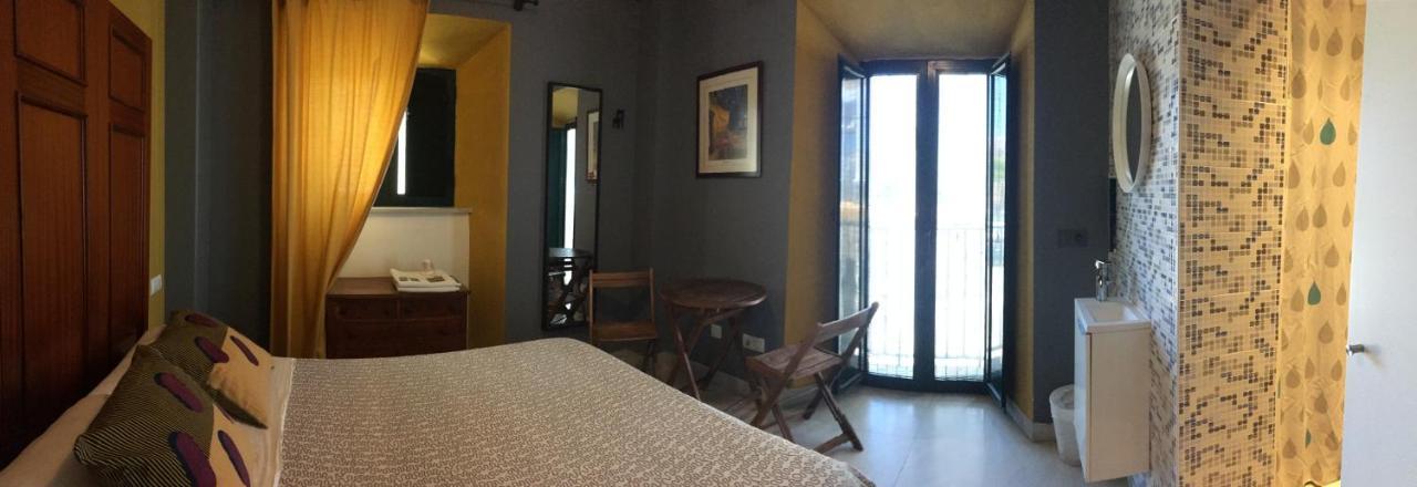 Baobab Hostal 엘푸에르토데산타마리아 외부 사진